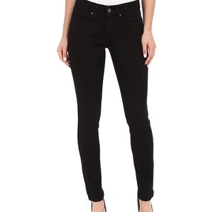 Levi's 711 Skinny Black Jeans NWT